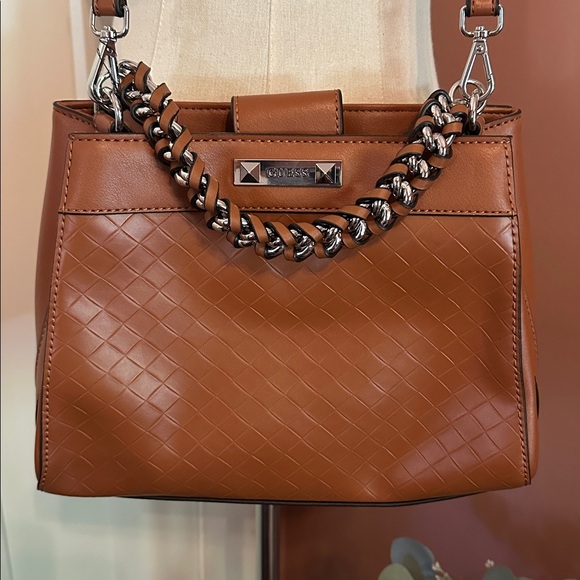 NWOT Guess Hillsdale Elegant Dark tan braided chain detail crossbody satchel bag - Picture 3 of 13